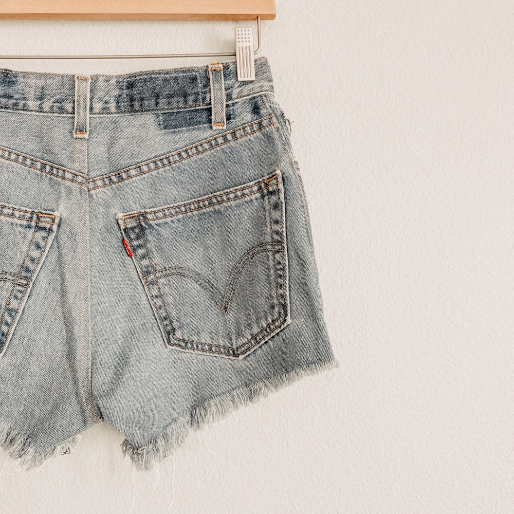 Levi’s The Vintage Twin Cutoff Denim Shorts. Size: (no size tag), 26